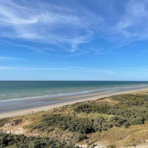 Penthouse studio met zeezicht